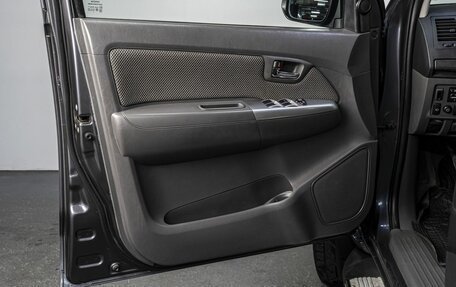 Toyota Hilux VII, 2011 год, 1 899 000 рублей, 11 фотография