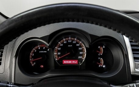 Toyota Hilux VII, 2011 год, 1 899 000 рублей, 22 фотография