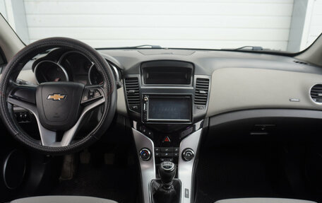 Chevrolet Cruze II, 2012 год, 735 000 рублей, 11 фотография