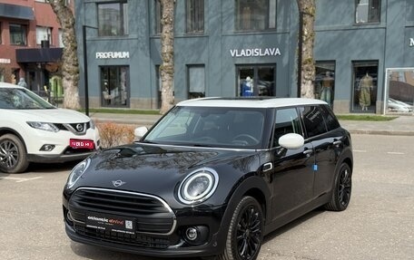 MINI Clubman, 2023 год, 2 190 000 рублей, 1 фотография