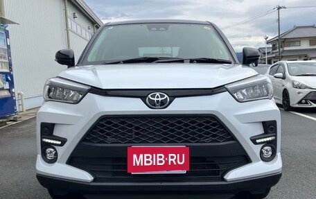 Toyota Raize I, 2023 год, 1 132 000 рублей, 2 фотография