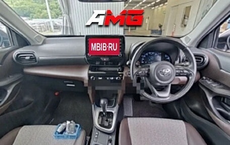 Toyota Yaris Cross, 2021 год, 1 720 000 рублей, 3 фотография