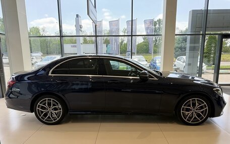 Mercedes-Benz E-Класс, 2020 год, 4 190 000 рублей, 4 фотография