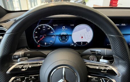 Mercedes-Benz E-Класс, 2020 год, 4 190 000 рублей, 15 фотография