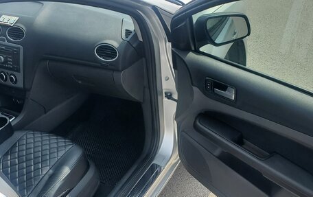Ford Focus II рестайлинг, 2005 год, 550 000 рублей, 4 фотография