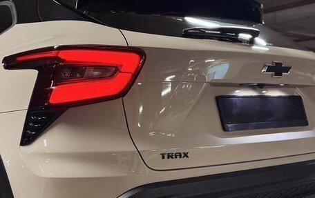 Chevrolet Trax, 2023 год, 1 920 000 рублей, 4 фотография