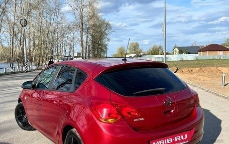 Opel Astra J, 2011 год, 590 000 рублей, 5 фотография