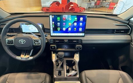 Toyota RAV4, 2026 год, 4 750 000 рублей, 4 фотография