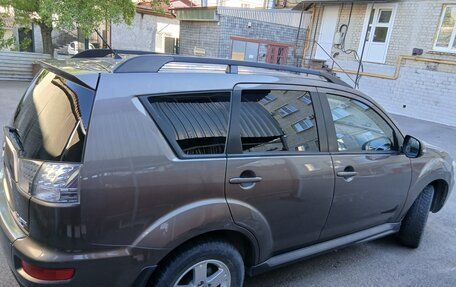 Mitsubishi Outlander III рестайлинг 3, 2012 год, 999 000 рублей, 4 фотография
