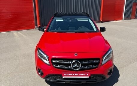 Mercedes-Benz GLA, 2019 год, 2 200 000 рублей, 2 фотография