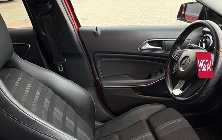 Mercedes-Benz GLA, 2019 год, 2 200 000 рублей, 15 фотография