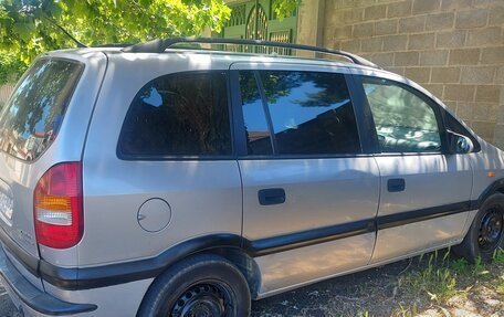 Opel Zafira A рестайлинг, 2001 год, 395 000 рублей, 2 фотография