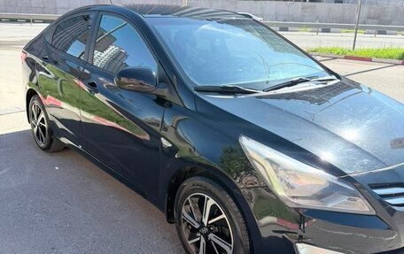 Hyundai Solaris II рестайлинг, 2015 год, 770 000 рублей, 2 фотография