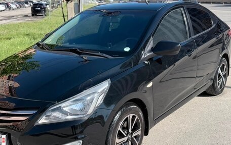 Hyundai Solaris II рестайлинг, 2015 год, 770 000 рублей, 4 фотография