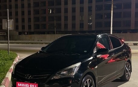 Hyundai Solaris II рестайлинг, 2015 год, 770 000 рублей, 11 фотография