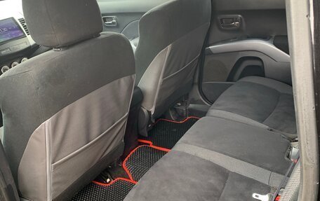 Mitsubishi Outlander III рестайлинг 3, 2008 год, 950 000 рублей, 9 фотография