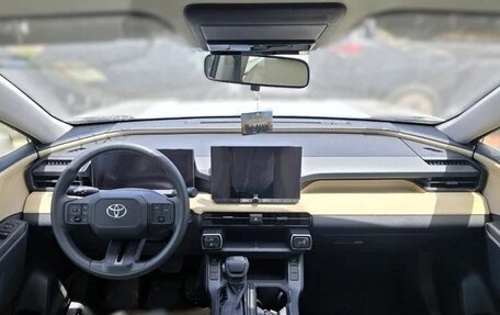 Toyota RAV4, 2026 год, 3 630 000 рублей, 11 фотография