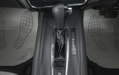 Honda Vezel, 2015 год, 1 749 000 рублей, 20 фотография