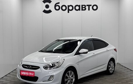Hyundai Solaris II рестайлинг, 2013 год, 920 000 рублей, 1 фотография