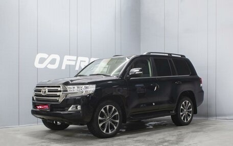 Toyota Land Cruiser 200, 2015 год, 4 999 000 рублей, 1 фотография
