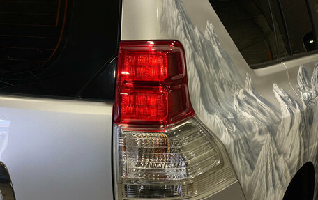 Toyota Land Cruiser Prado 150 рестайлинг 2, 2012 год, 2 680 000 рублей, 8 фотография