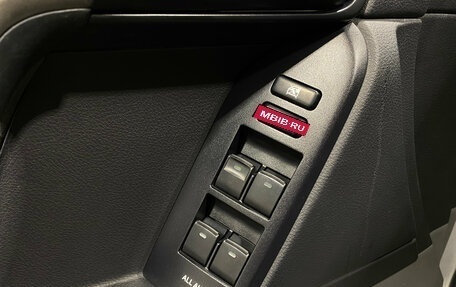 Toyota Land Cruiser Prado 150 рестайлинг 2, 2012 год, 2 680 000 рублей, 15 фотография
