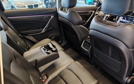 Geely Atlas, 2023 год, 1 749 000 рублей, 8 фотография