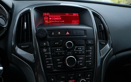 Opel Astra J, 2013 год, 840 000 рублей, 15 фотография