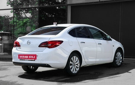 Opel Astra J, 2013 год, 840 000 рублей, 4 фотография
