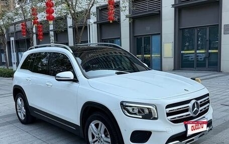 Mercedes-Benz GLB, 2022 год, 2 850 000 рублей, 2 фотография