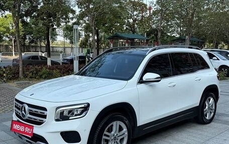 Mercedes-Benz GLB, 2022 год, 2 850 000 рублей, 3 фотография