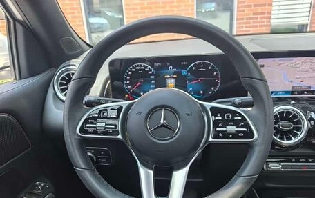 Mercedes-Benz GLB, 2020 год, 2 290 000 рублей, 13 фотография