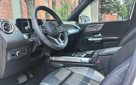 Mercedes-Benz GLB, 2020 год, 2 290 000 рублей, 18 фотография