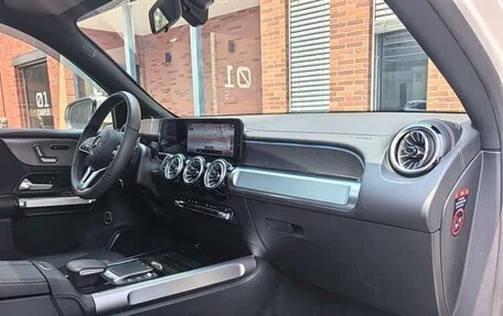 Mercedes-Benz GLB, 2020 год, 2 290 000 рублей, 19 фотография