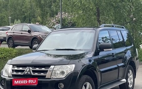 Mitsubishi Pajero IV, 2011 год, 2 040 000 рублей, 3 фотография