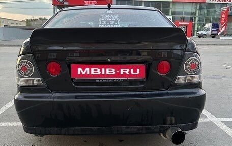Toyota Altezza, 1999 год, 900 000 рублей, 6 фотография