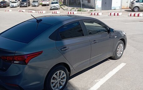 Hyundai Solaris II рестайлинг, 2019 год, 1 450 000 рублей, 3 фотография