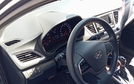Hyundai Solaris II рестайлинг, 2019 год, 1 450 000 рублей, 7 фотография