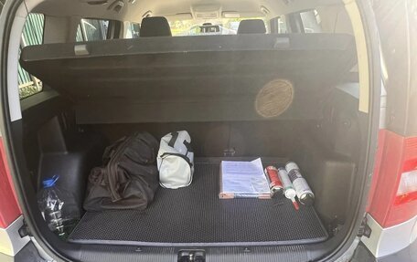 Skoda Yeti I рестайлинг, 2013 год, 990 000 рублей, 9 фотография