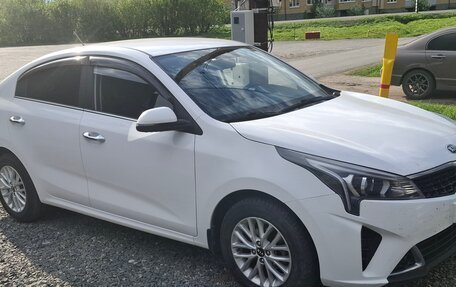 KIA Rio IV, 2021 год, 1 680 000 рублей, 2 фотография