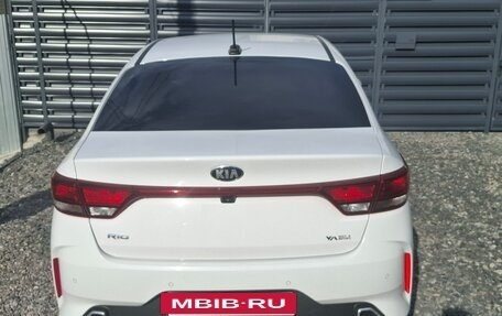 KIA Rio IV, 2021 год, 1 680 000 рублей, 3 фотография