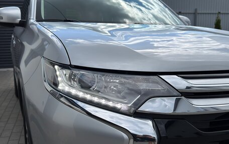Mitsubishi Outlander III рестайлинг 3, 2017 год, 1 760 000 рублей, 4 фотография