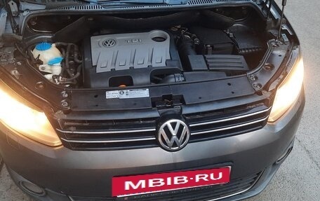 Volkswagen Touran III, 2011 год, 1 400 000 рублей, 3 фотография