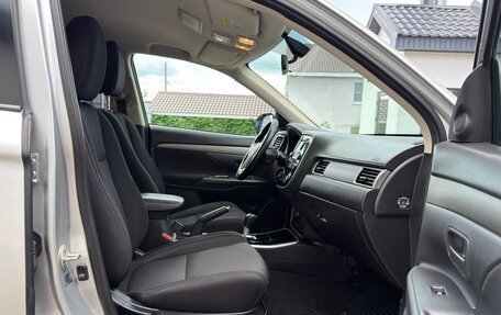Mitsubishi Outlander III рестайлинг 3, 2017 год, 1 760 000 рублей, 21 фотография
