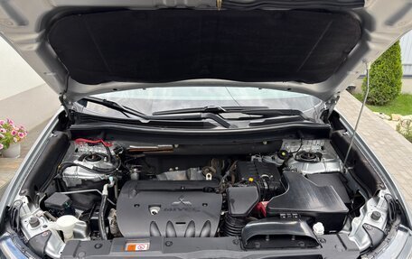 Mitsubishi Outlander III рестайлинг 3, 2017 год, 1 760 000 рублей, 25 фотография