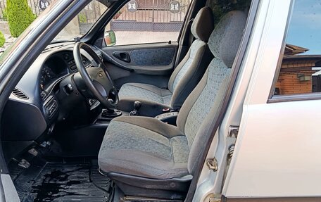 Chevrolet Niva I рестайлинг, 2005 год, 265 000 рублей, 16 фотография