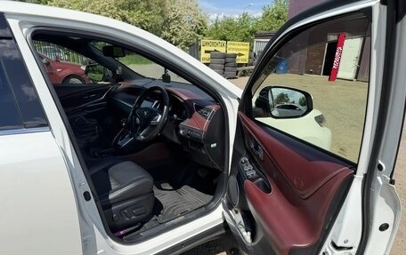 Toyota Harrier, 2019 год, 3 450 000 рублей, 6 фотография
