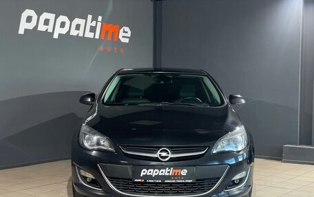 Opel Astra J, 2013 год, 924 000 рублей, 2 фотография