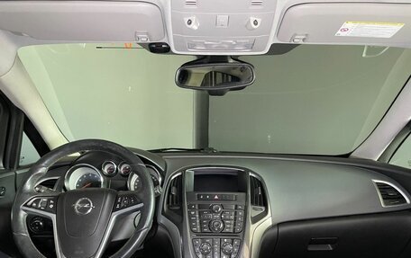 Opel Astra J, 2013 год, 924 000 рублей, 10 фотография