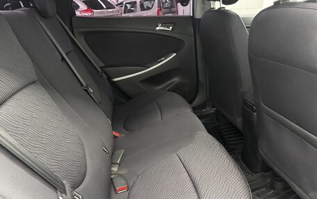 Hyundai Solaris II рестайлинг, 2013 год, 920 000 рублей, 14 фотография